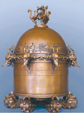 Рис. 1.3. Один из вариантов сейсмографа Чжан Хэна