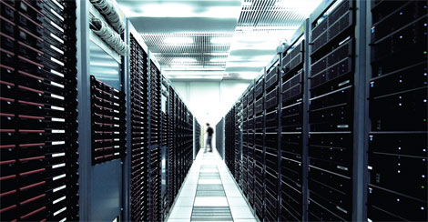 Тысячи процессоров в ЦЕРН объединены, чтобы обеспечить достаточную вычислительную мощность для обработки данных, поступающих от детекторов. Изображение «В мире науки»