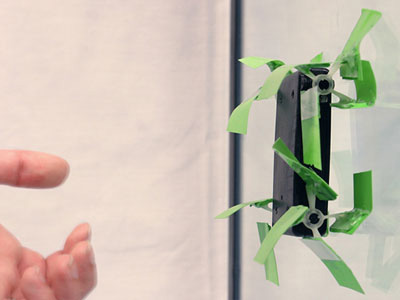 Робот «Минивер», сконструированный в университете Кейз вестерн резерв в США. Фото с сайта biorobots.case.edu