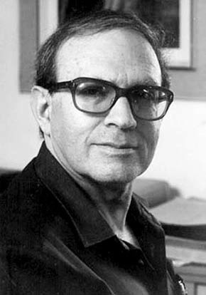 Юваль Неэман (1925–2006) — израильский государственный деятель и ученый (Wikimedia.org)