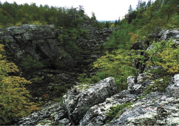 Предположительно сейсмогенный ров, обнаруженный недалеко от Кольской АЭС