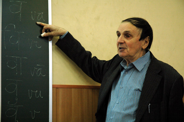 А. А. Зализняк, «О языке древней Индии». 11 февраля 2011 года, школа «Муми-тролль»