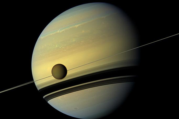 Фото с сайта saturn.jpl.nasa.gov
