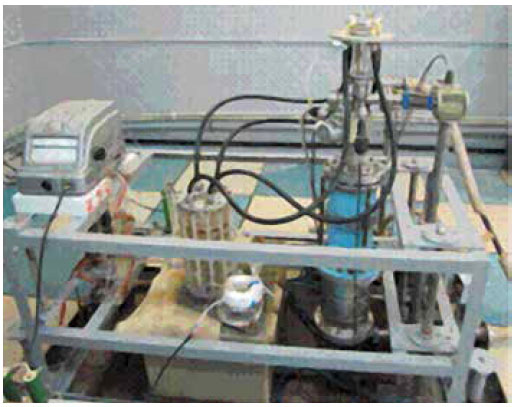 <b>Рис. 3.</b> Так выглядит установка «ГЕЛИОС», в которой группа Л. И. Уруцкоева исследовала взрыв вольфрамовой проволочки в вакууме (эксперимент 2012 года)