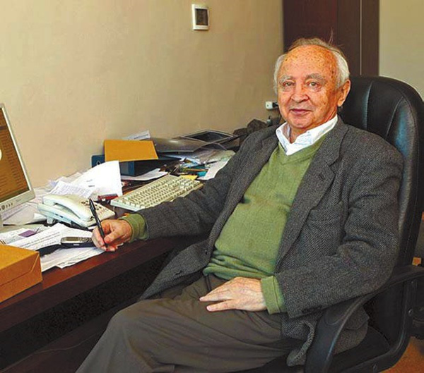 Игорь Новиков