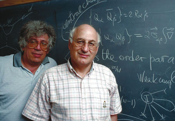 А. Вайнштейн и М. Шифман. Фото из «Фейсбука» («Троицкий вариант» №17(211))