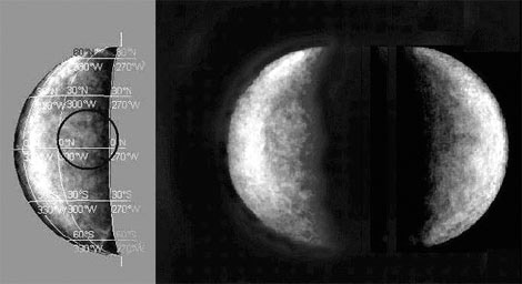 Рис. 12. Неизвестное полушарие Меркурия. На черном поле — результат обработки нескольких тысяч исходных электронных снимков, слева — полученных в САО 21.11.2006; справа — другая сторона того же полушария Меркурия по наблюдениям в обсерватории Скинакас 2.02.2002. На сером поле изображение в фазе 98° (21.11.2006) с нанесенной координатной сеткой. Кружком показано положение Бассейна Скинакас. Изображение: «В мире науки»