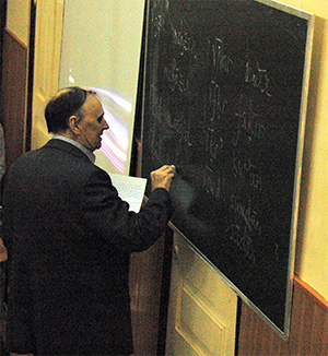 А. А. Зализняк, 11.02.2013, школа «Муми-тролль»