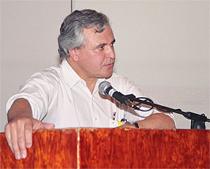 Ранулфо Ромо, профессор нейрофизиологии Института клеточной психологии при Национальном автономном университете Мехико (UNAM). Сфера научных интересов — психофизиологические и нейрофизиологические эксперименты для определения того, как кора головного мозга реагирует на сенсорную информацию и формирует восприятия и решения (фото с сайта smb.org.mx)