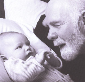 Геномы молодых и старых людей различаются статистически. Изучая эти различия, генетики пытаются найти «гены долголетия» (фото с сайта www.unitedwaynsv.org)