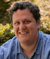 Адам Беккер