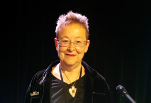 Адриенна Мэйор