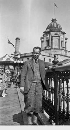 Мой отец, Джеймс Дьюи Уотсон-старший, в 1925 - в год, когда он женился на моей матери.