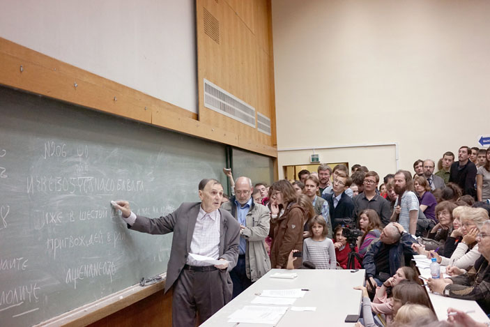 Лекция А. А. Зализняка («Троицкий вариант» №1, 2020)