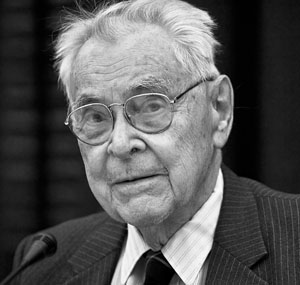 Уильям Макнилл (William Hardy McNeill) (изображение: nytimes.com)