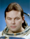 Александр Лавейкин