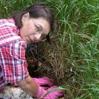  Ежегодная маркировка и перепись всех растений вейника Calamagrostis canescens на постоянной пробной площадке позволяют вычислить все скорости переходов по шкале онтогенеза, но оставляют неопределенными стадийноспецифические коэффициенты репродукции – если не разрушать площадку, чтобы отследить материнское растение по отростку корневища (см. Уланова и др., 2006).