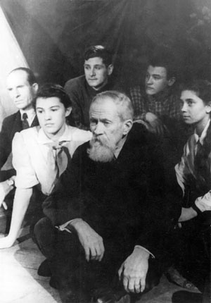 Владимир Обручев в московском Доме пионеров («Троицкий вариант» №9, 2021)