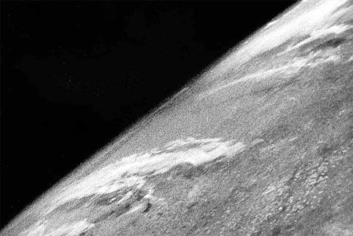 Вид на Землю с камеры ракеты «Фау-2» №13