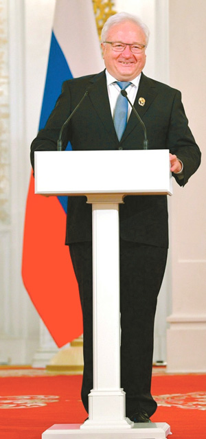 Рашид Сюняев  («ТрВ» №12(231), 20.06.2017)