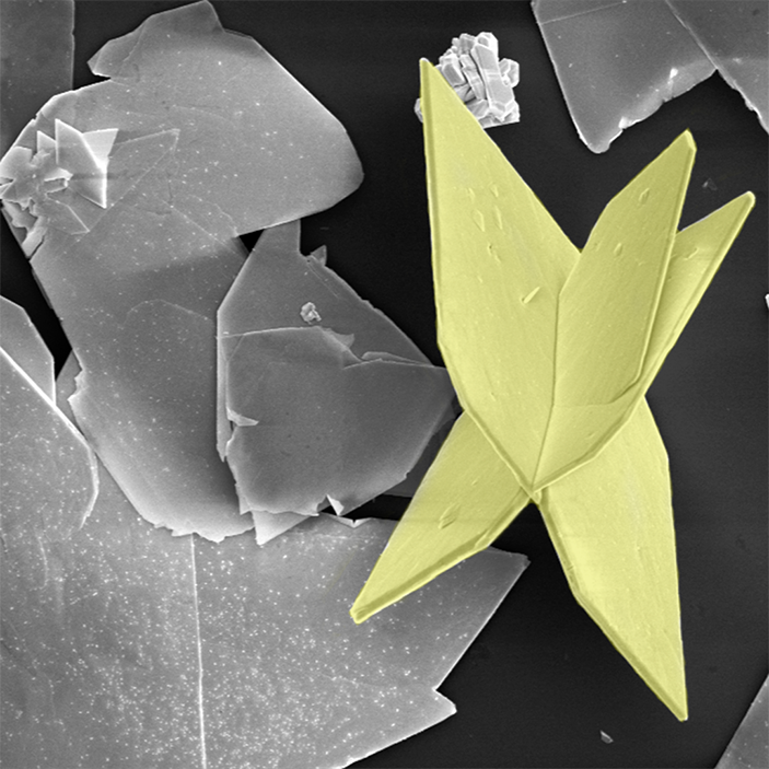 \nВторое место Оригами из гидроксида свинца
