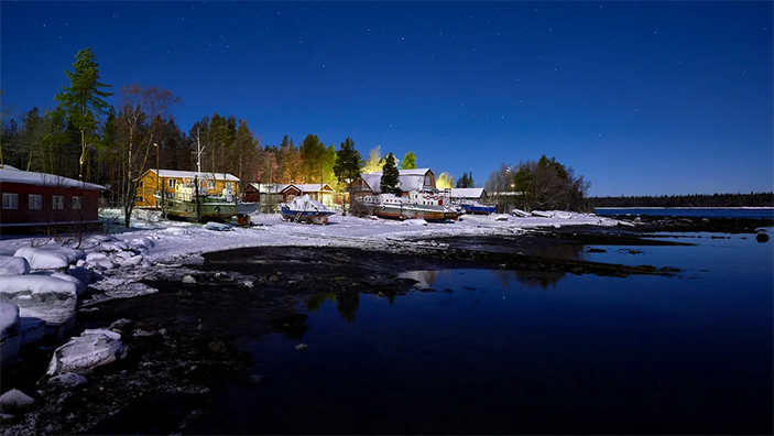 От железной дороги до биостанции можно добраться либо морем, либо по зимнику