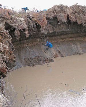 Рис. 16. Состояние воронки на начало сентября 2015 г. («Природа» №2, 2016) 