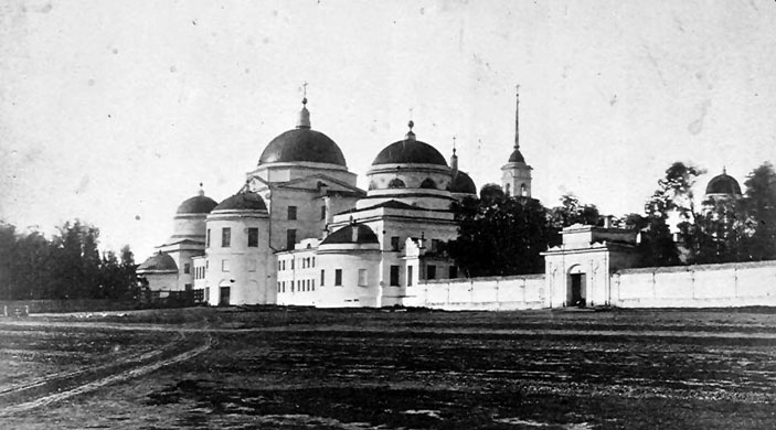Александро-Невский Ново-Тихвинский женский монастырь в Екатеринбурге, в кельях которого размещалось общежитие студентов Уральского университета в 1920-х годах