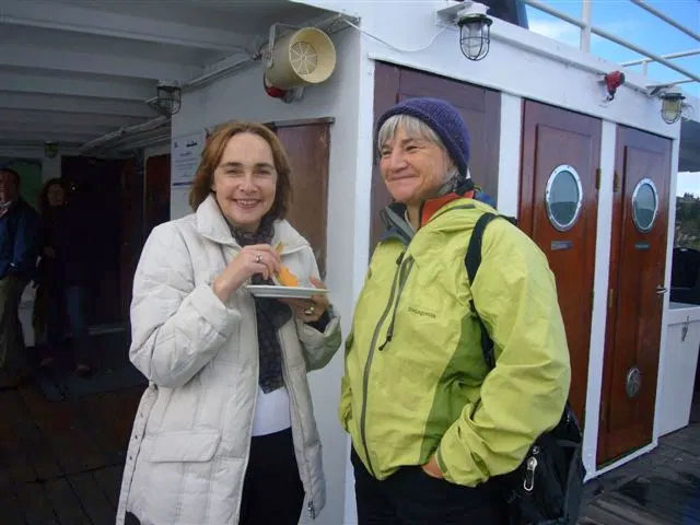 Елизавета Бонч-Осмоловская c коллегой («Троицкий вариант» №5, 2021) 