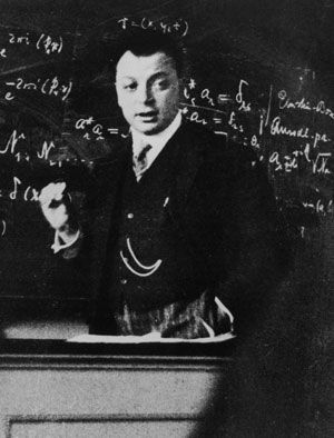 Вольфганг Паули читает лекцию (1929 год)