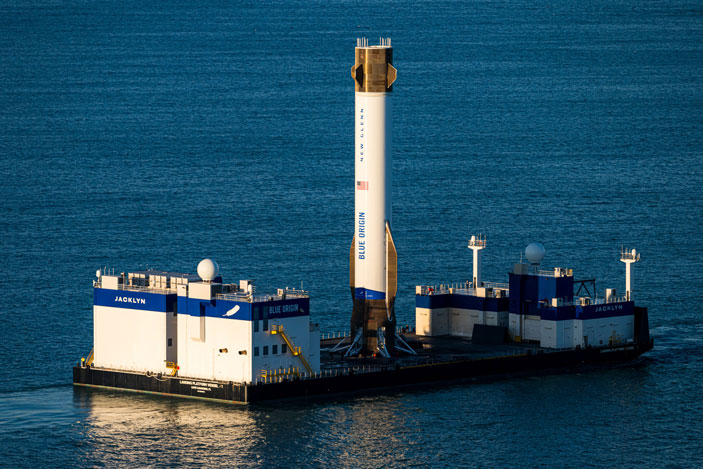 Ступень New Glenn на барже