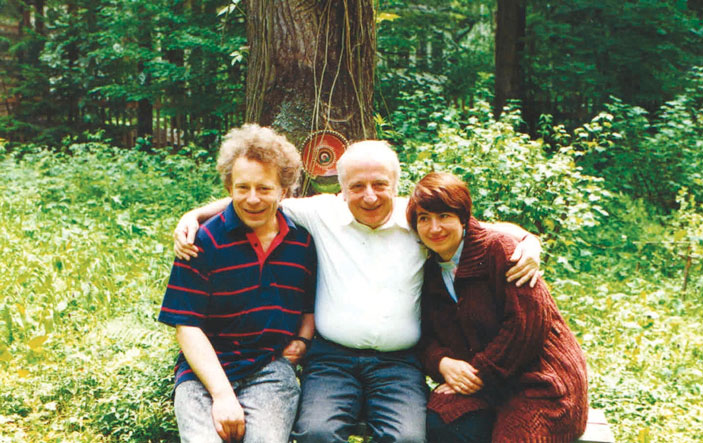 1995 год. В. И. Гельфанд, Ю. М. Васильев, Е. Ю. Васильева («ТрВ» №4(243), 05.12.2017)