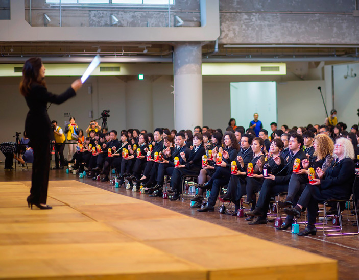 Концерт 14 сентября 2019 года с матрёминами для нового рекорда Книги Гиннесса. Фото Т. Ходовой с сайта jp.rbth.com («ТрВ» №24(293), 3.12.2019)