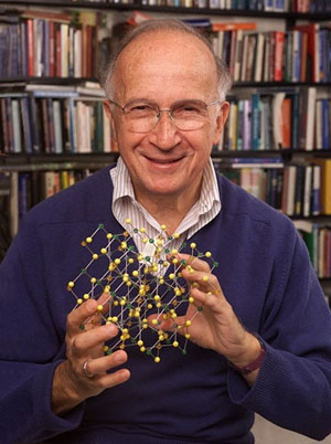 Роалд Хоффман («Квантик» №5, 2021)