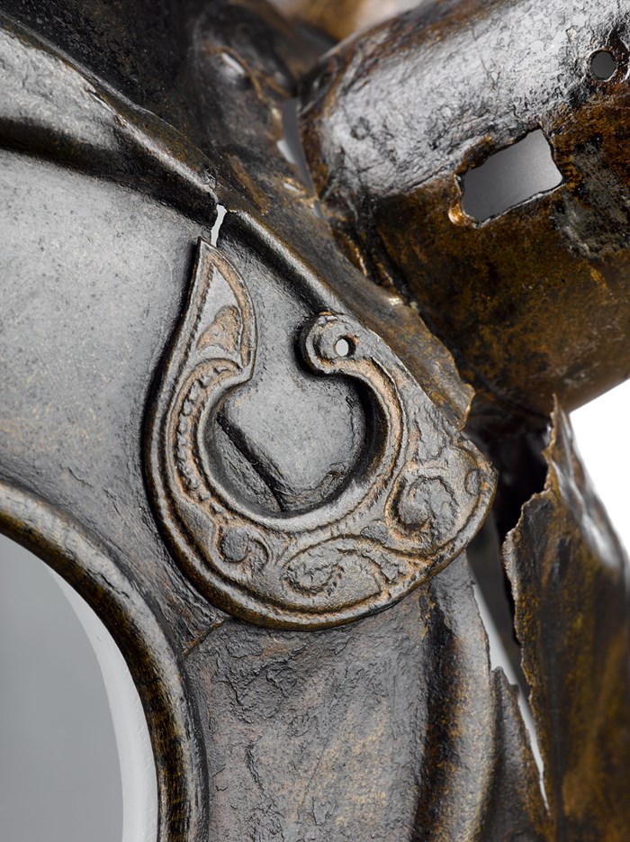 Заплатки на наголовнике