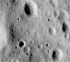 Изъеденная кратерами поверхность Реи с расстояния 500 км (фото NASA с сайта www.newscientistspace.com)