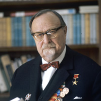 Александр Иванович Опарин