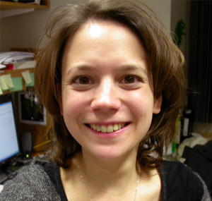 Инес Анна Дринненберг (Ines Anna Drinnenberg) из Института Уайтхеда (Whitehead Institute for Biomedical Research, Кембридж, Массачусетс) — первый автор обсуждаемой статьи в Science
