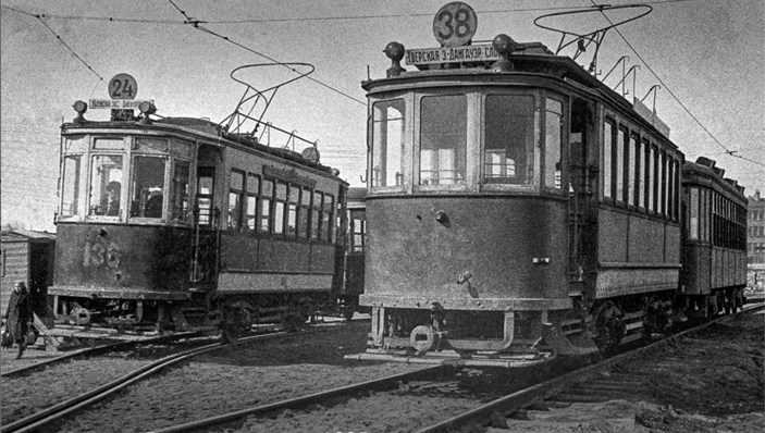 Трамваи в депо, 1935 г.