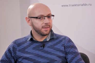 Александр Пиперски — язык, мемы и эмодзи