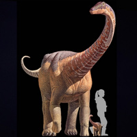 Взрослый рапетозавр и его недельный малыш