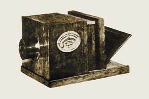 Раздвижная ящичная камера-обскура Дагера. 1839. Изображение: «Наука и жизнь»