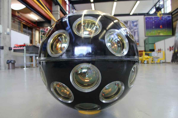 Нейтринные глаза (Кубический километр науки, «Популярная механика» №2, 2014)