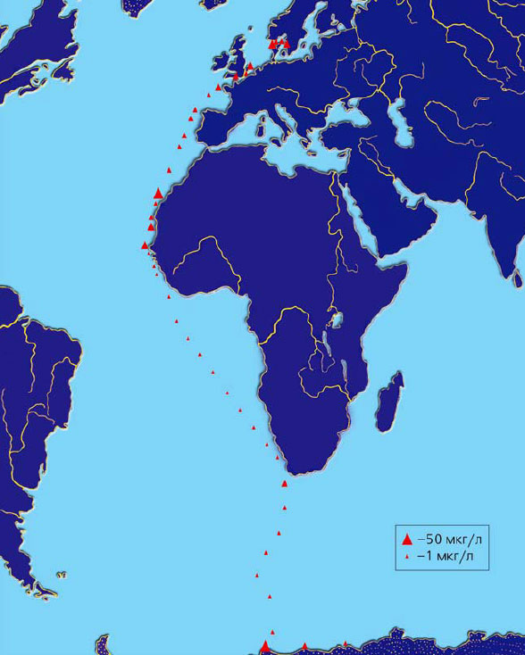 Содержание алифатических углеводородов в поверхностных водах на разрезе Северное море—Антарктида. Изображение: «Природа»