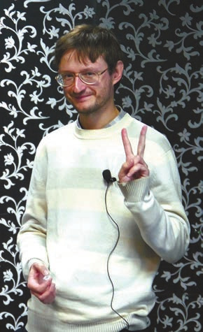 Один из самых известных лекторов центра «Архэ» — антрополог Станислав Дробышевский. Фото В. Соболева