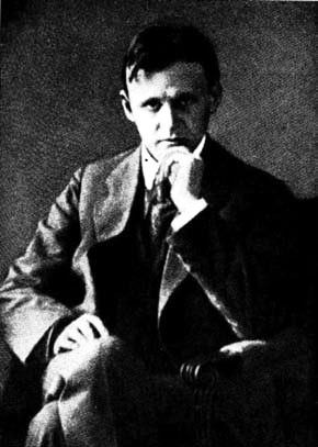 Н. Н. Лузин. 1917 г. (Фотография из его книги «Интеграл и тригонометрический ряд», М., 1951)