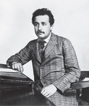 Альберт Эйнштейн