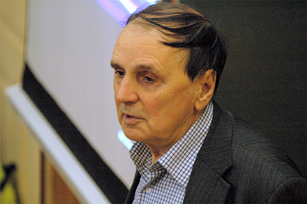 А. А. Зализняк, 11.02.2013, школа «Муми-тролль»