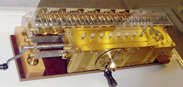Копия механического калькулятора Готфрида Лейбница из Немецкого музея в г. Мюнхене