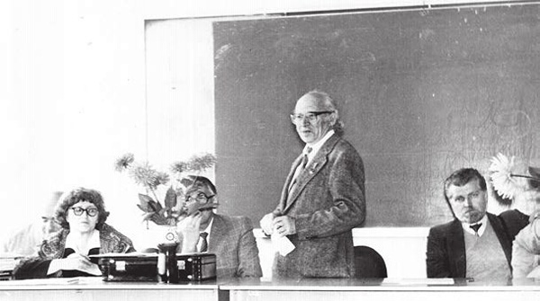 Конференция для учителей Заочной школы («Троицкий вариант — Наука» №1(195), 12 января 2016 года)